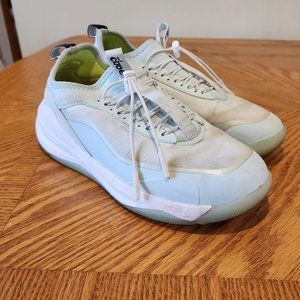 Clove Aeros Vapor Womens 9